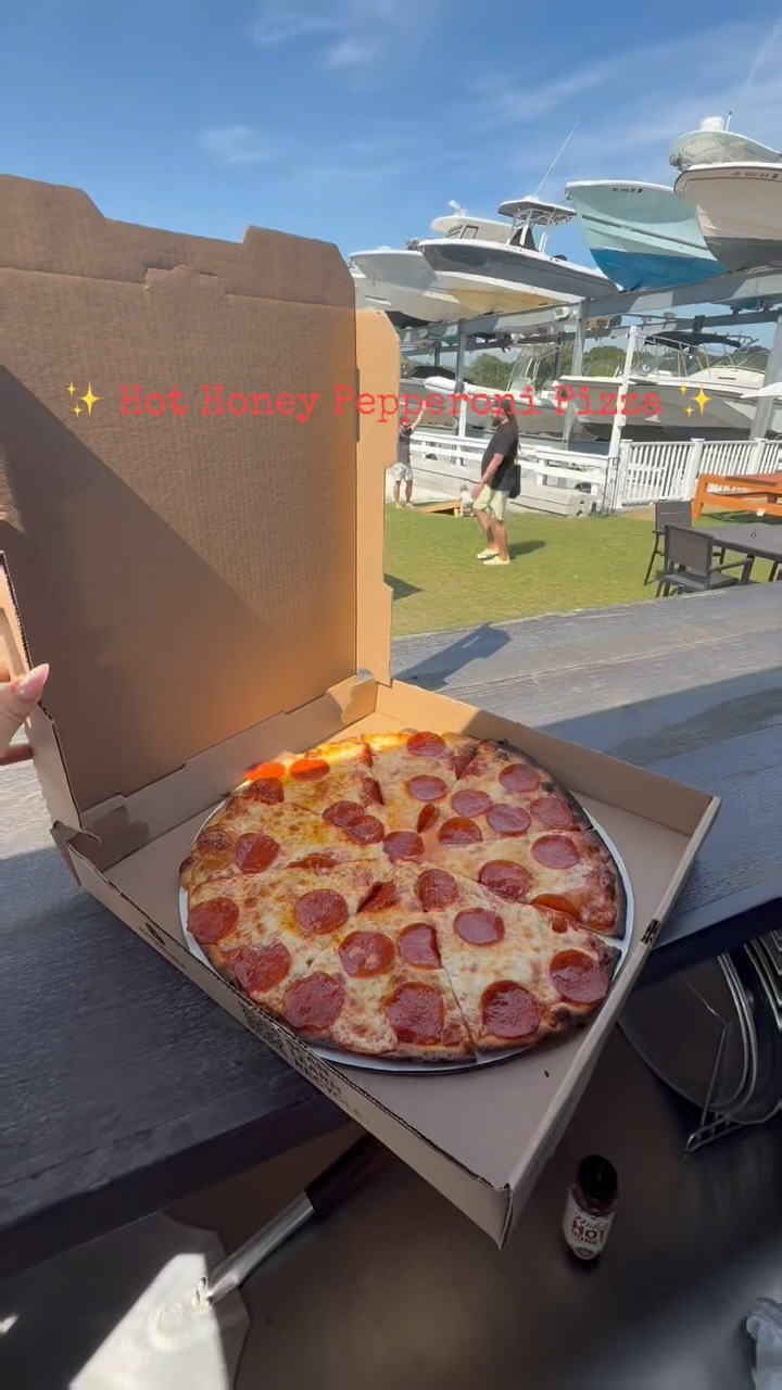Pier 37 Boathouse